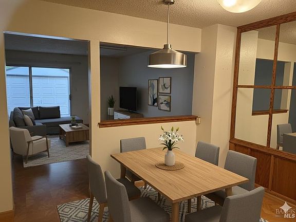 4th image of 1964 Knolls Drive