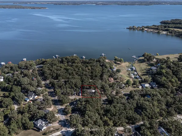 912 Oak Hill Dr, West Tawakoni, TX 75474