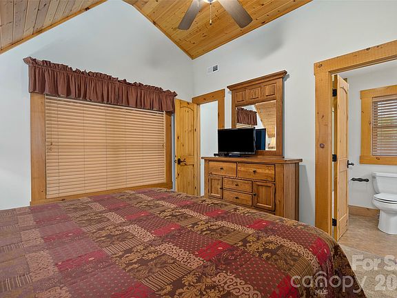 23rd image of 62 Rachels Cir
