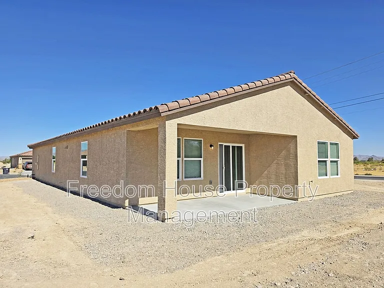 660 E Huyana Wind Dr — Photo 51