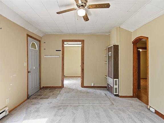 5th image of 2718 North Lane