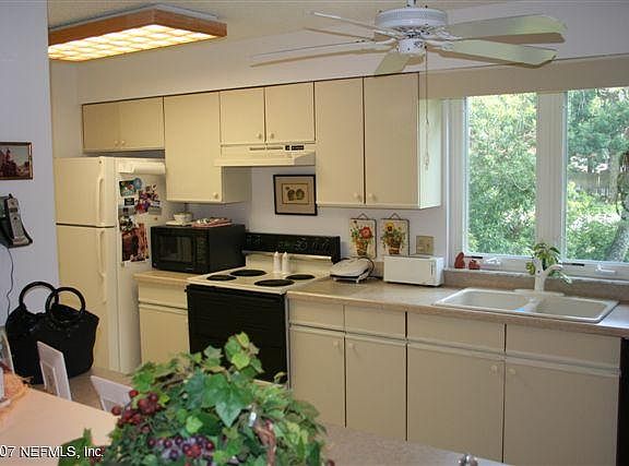 3rd image of 1802 Tierra Verde Dr