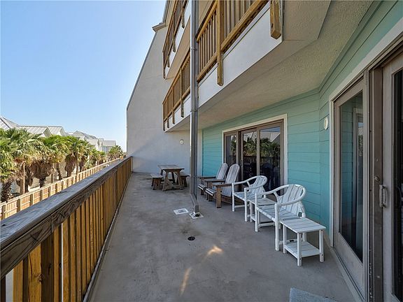 3rd image of 5973 State Highway 361 APT 103