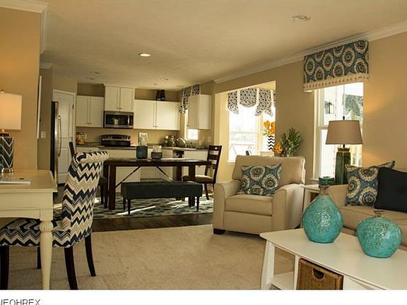5th image of 15107 Ruby Ln