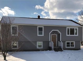 3 Arthur Ave, Bristol, RI 02809