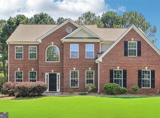 1046 Forest Creek Dr, Canton, GA