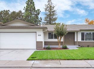 2252 Chapel Hill Cir, Stockton, CA 95209