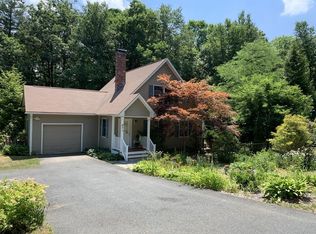 671 Lampblack Rd, Greenfield, MA 01301