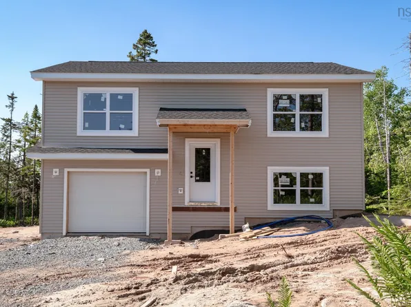 222 Surf Dr, Whites Lake, NS B3T 1W8