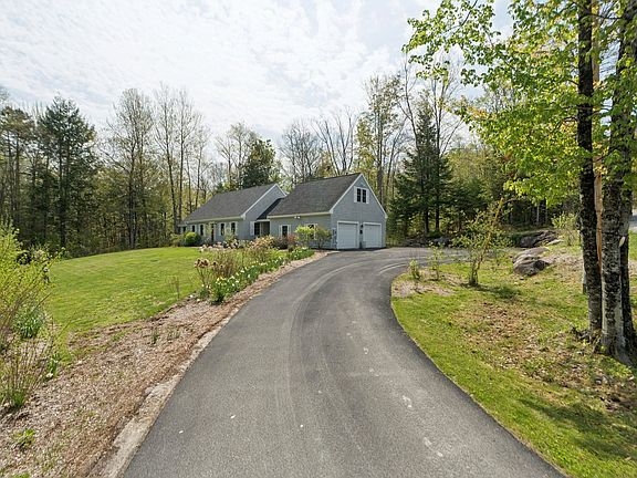 2nd image of 137 Woodland Heights