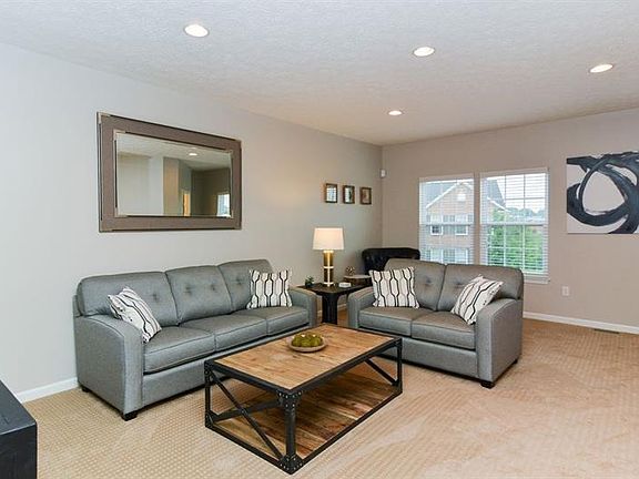 2nd image of 304 Fairgate Dr