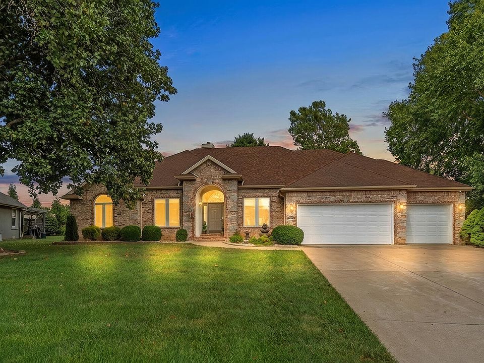 1st image of 3725 E Cromwell Lane