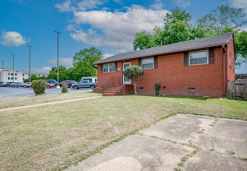 1st image of 216 Blair Ave