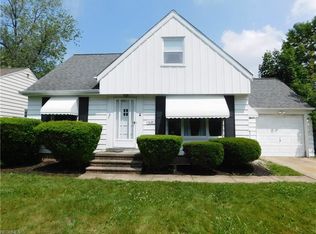 1629 Overbrook Rd, Lyndhurst, OH 44124