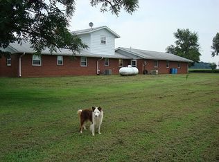 2536 Sapphire Ln, Noble, IL 62868