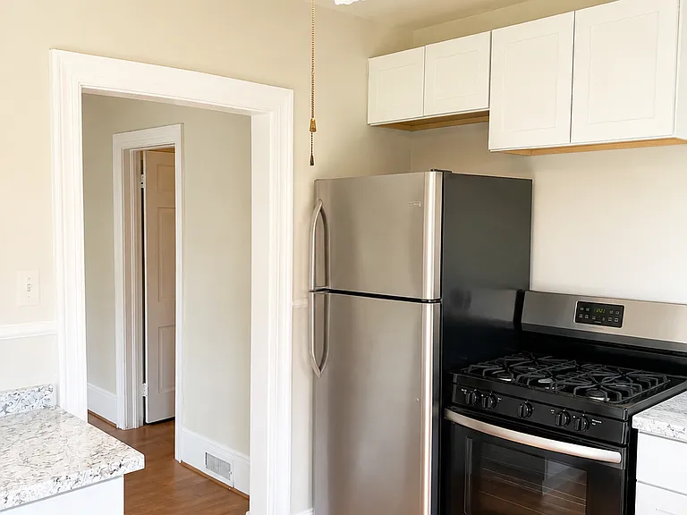 113 Halifax St — Photo 3