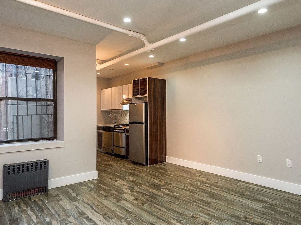 1st image of 206 Scholes St