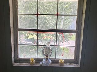 3241 Pinecrest Rd, Jacksboro, TN 37757