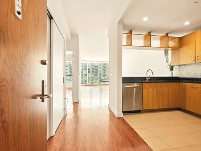 1 Shore Ln APT 2210, Jersey City, NJ, 07310