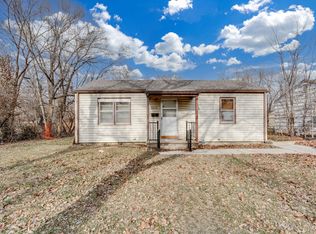 2418 E 8th St N, Wichita, KS 67214