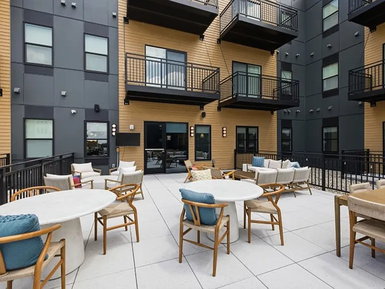 The Scoot Grandeur Apartments — Photo 36