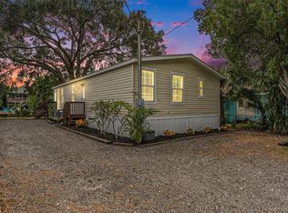 6274 Fine St, Weeki Wachee, FL 34607