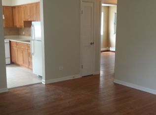 320 N Princeton Ave APT B, Villa Park, IL 60181