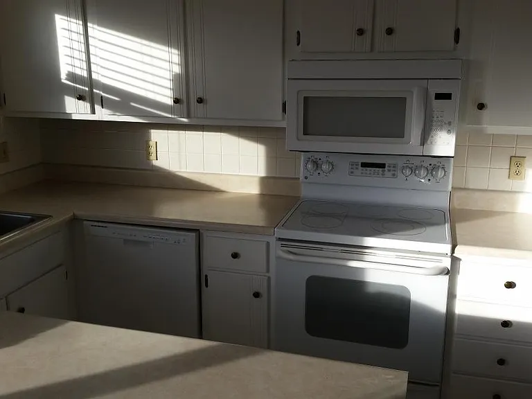 685 Boca Raton Dr — Photo 4