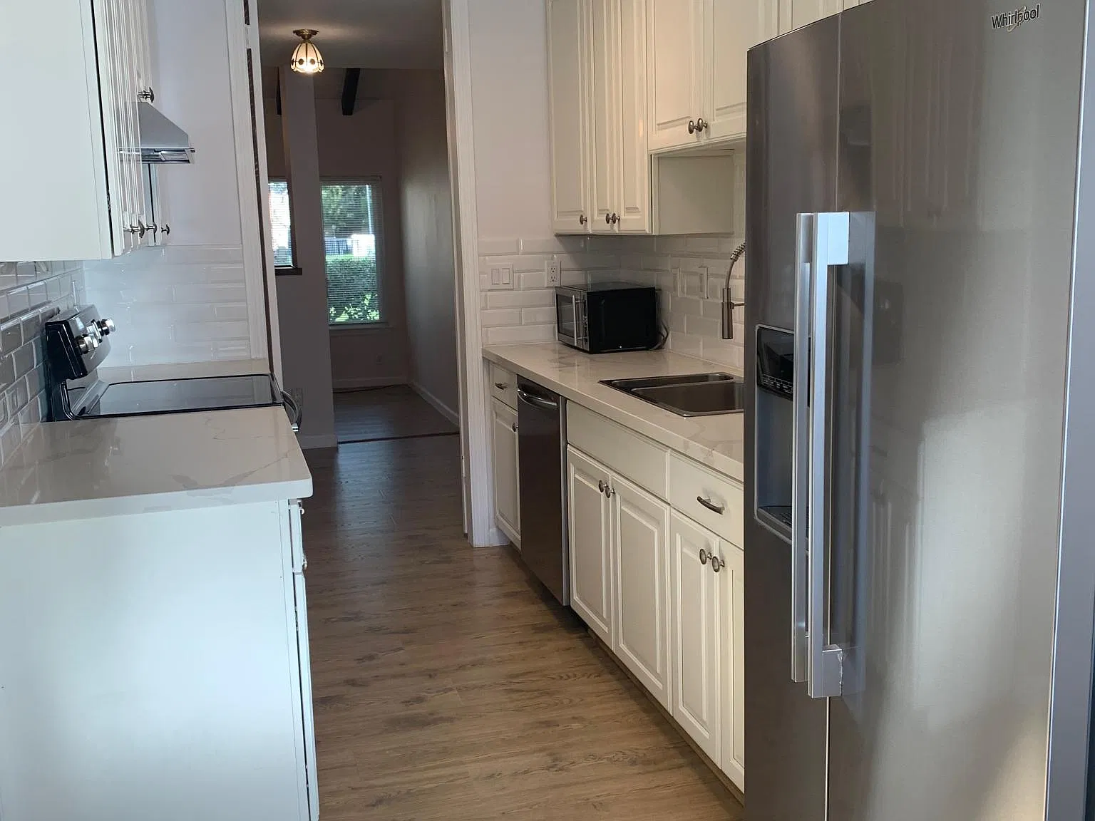 810 Oak Grove Rd — Photo 4
