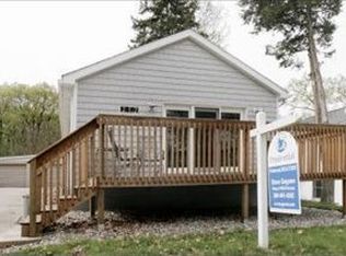 252 Saint Marys Lake Rd, Battle Creek, MI