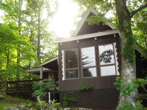 108 Oak St, Boone, NC 28607