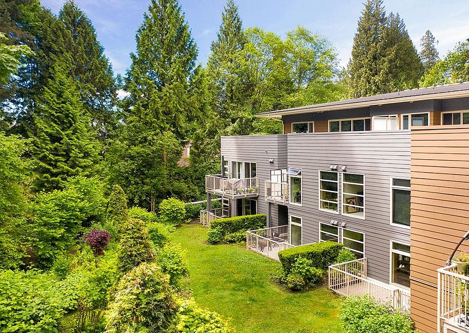 1st image of 2832 Capilano Rd #Penthouse 2