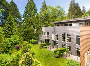 2832 Capilano Rd #PENTHOUSE 2, North Vancouver, BC V7R4H5