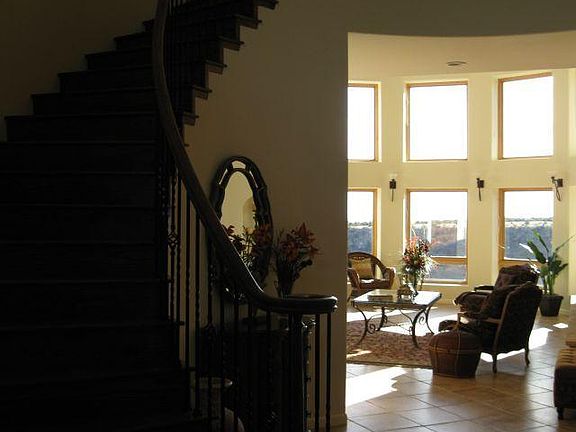 2nd image of 1675 Los Pueblos St