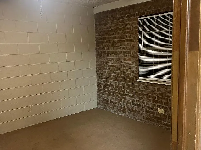 Park Place Apartments — Photo 3