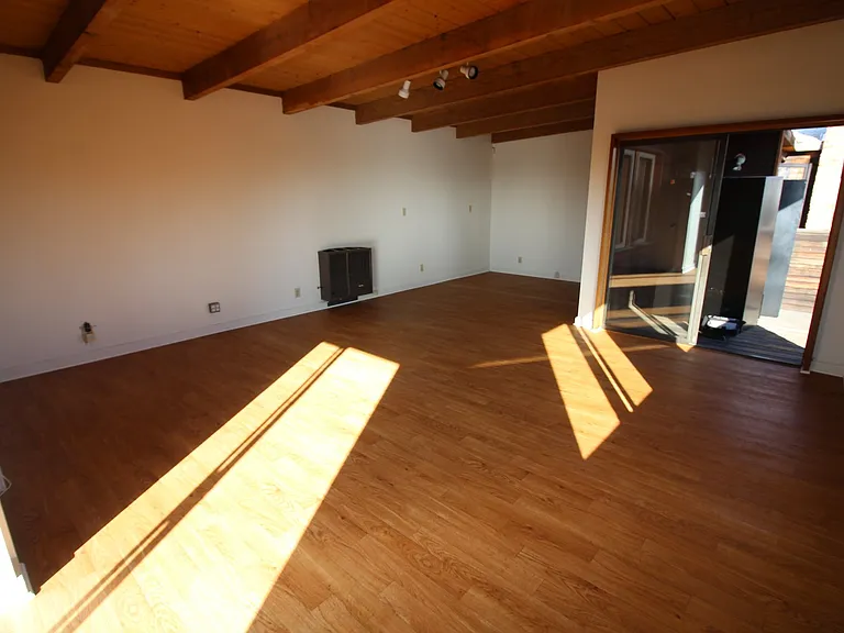 5107 Cass St #5107 — Photo 2