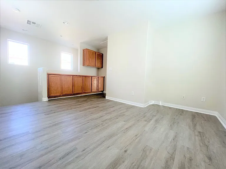8932 Amy Olivia Ave — Photo 6
