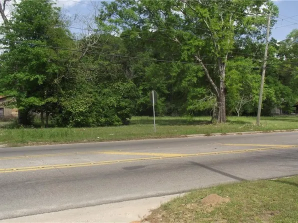 5620 Peary Rd, Theodore, AL 36582