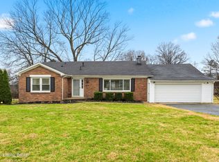 218 Rosewood Dr, Bardstown, KY 40004