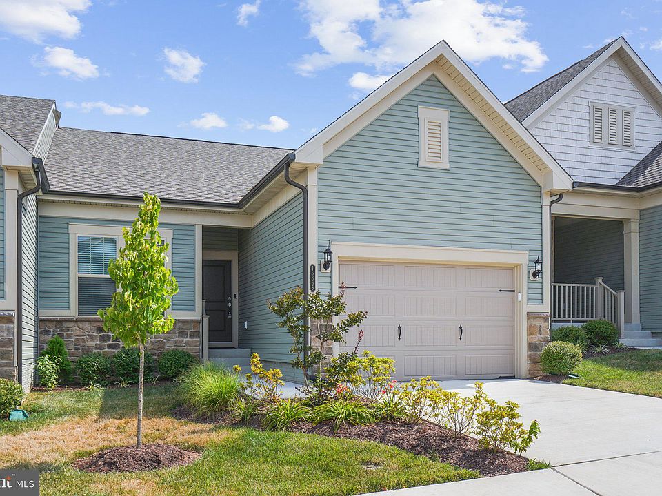 1st image of 15865 Lavender Woods Ln