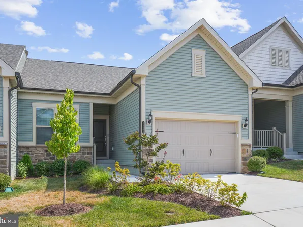 15865 Lavender Woods Ln, Haymarket, VA 20169