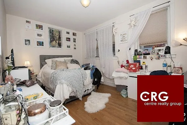 60 Egmont St #1 — Photo 5