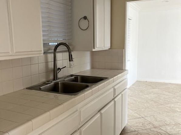 1833 Grant Ave APT B