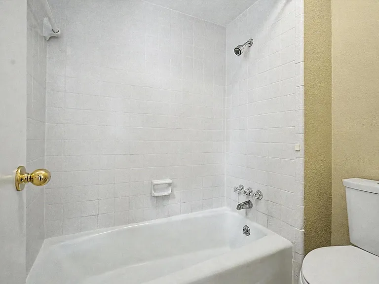7315 Foxside Ln — Photo 23