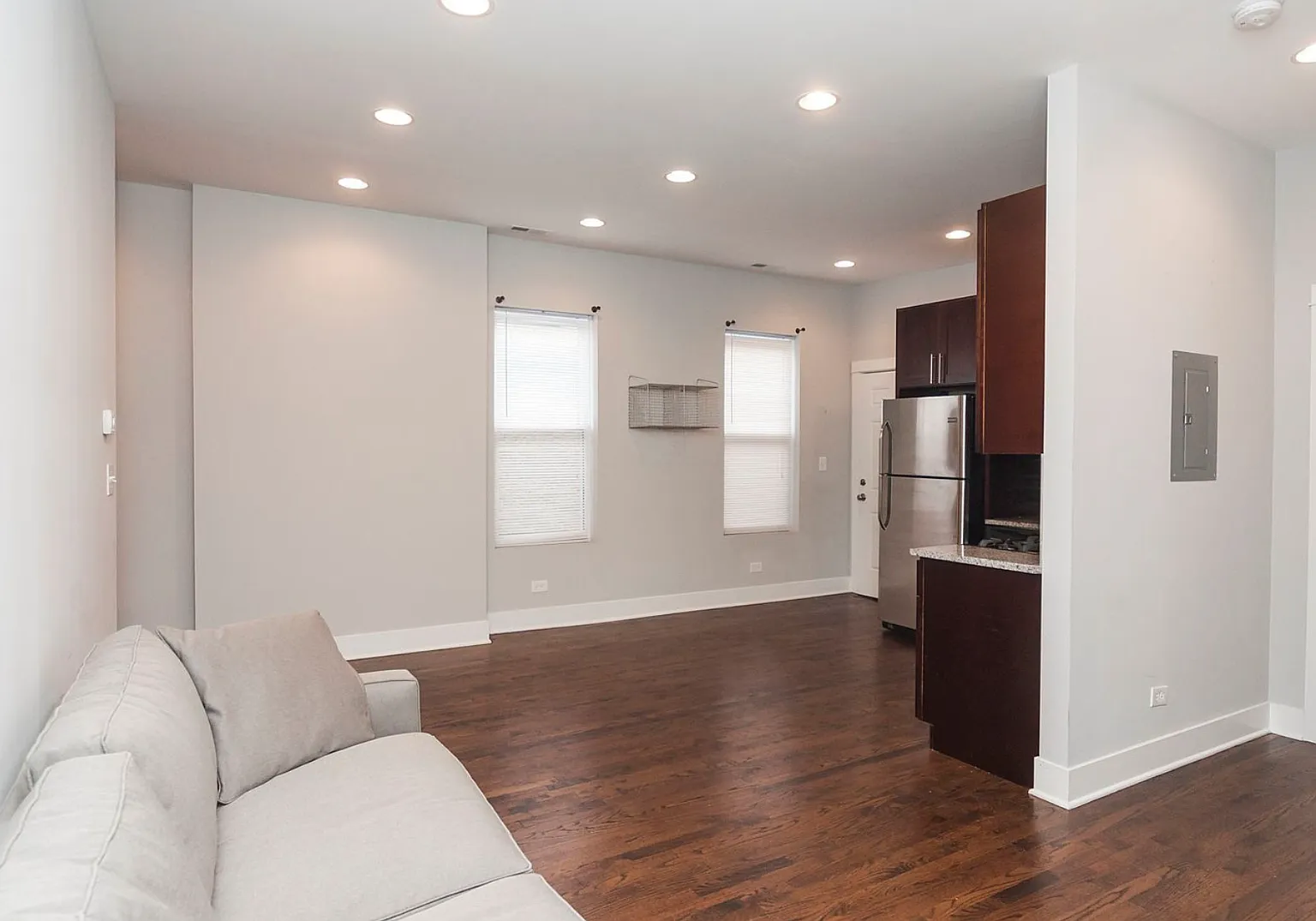 1 bed, 700 sqft, $2,095 — Photo 3