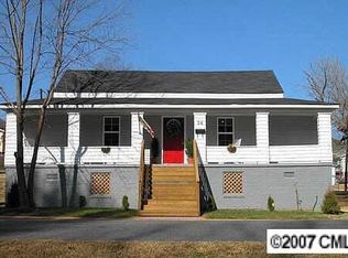 54 Riverside Dr, Cramerton, NC 28032