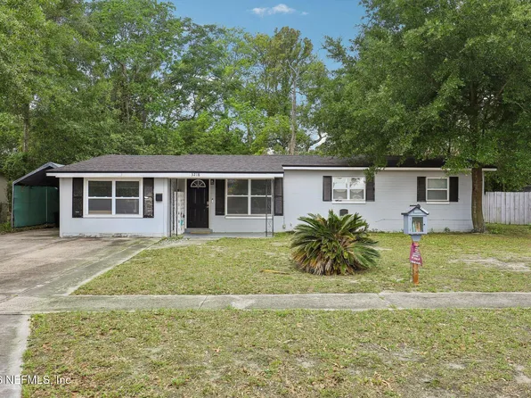 3218 DALEHURST Drive W, Jacksonville, FL 32277