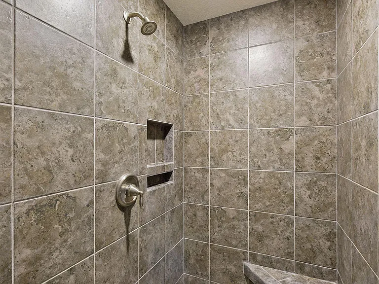 5596 Orchard Cv — Photo 24