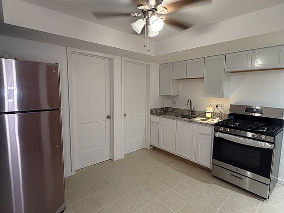 4th image of 1418 Scoville Ave #B