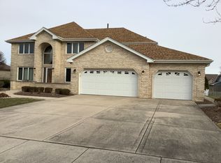 18019 Cardinal Ln, Tinley Park, IL 60487